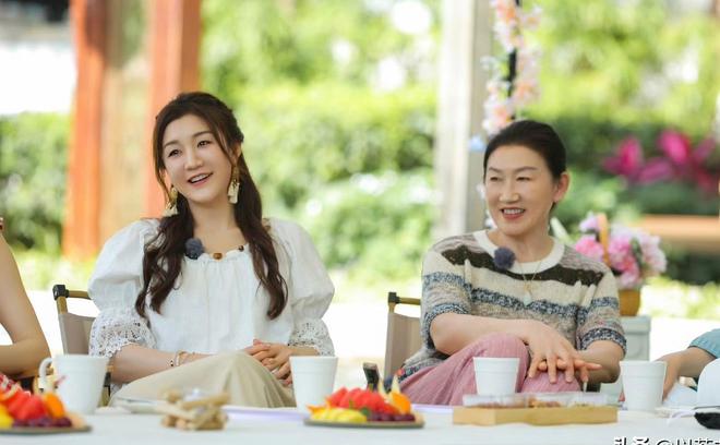 场依然是王者陈梦的底气就是实力在娱乐圈“玩”了9个月重回赛(图7) 场依然是王者陈梦的底气就是实力在娱乐圈“玩”了9个月重回赛(图7)