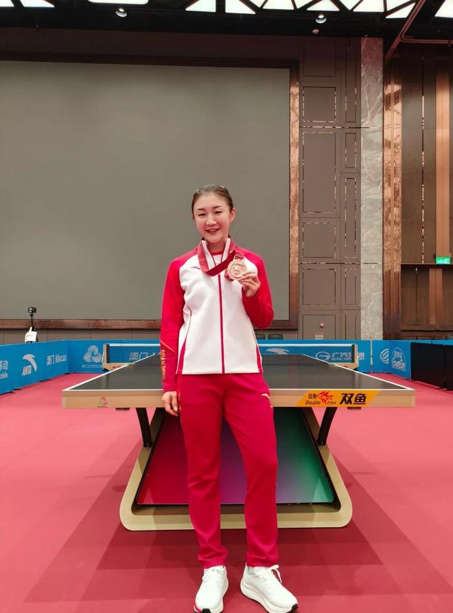 场依然是王者陈梦的底气就是实力在娱乐圈“玩”了9个月重回赛(图12)